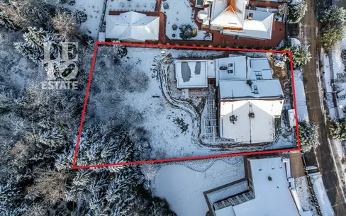 КОТТЕДЖ 1 150 м² без отделки