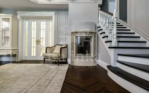 2-этажный коттедж 360 м² с отделкой