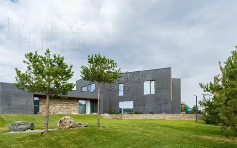 2-этажный коттедж 970 м² без отделки