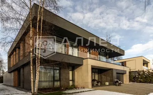 2-этажный коттедж 800 м² с отделкой