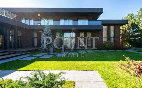 2-этажный коттедж 745 м² с отделкой