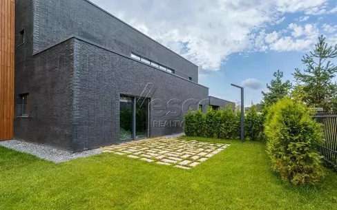 2-этажный коттедж 970 м² без отделки