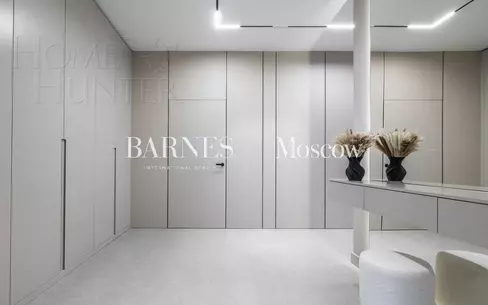 2-этажный коттедж 303 м² с отделкой