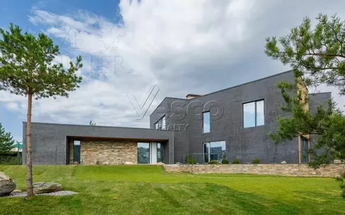 2-этажный коттедж 970 м² без отделки