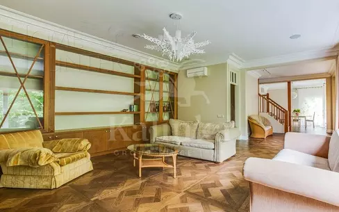 2-этажный коттедж 450 м² с отделкой