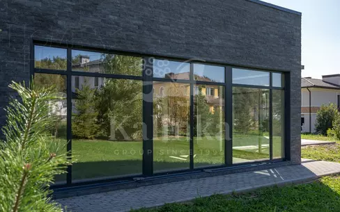 1-этажный коттедж 250 м² без отделки