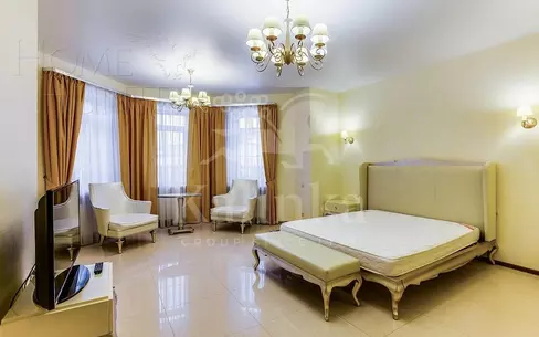 2-этажный коттедж 700 м² с отделкой