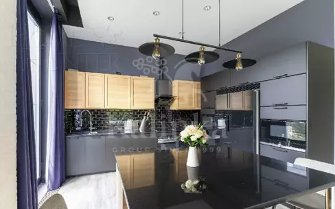 2-этажный коттедж 440 м² с отделкой