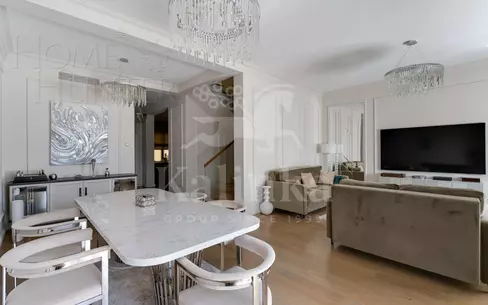 3-этажный таунхаус 400 м² с отделкой