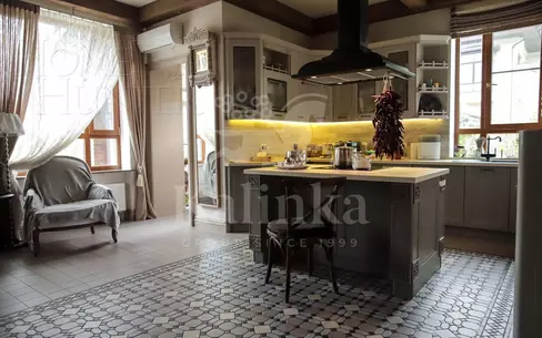 2-этажный коттедж 700 м² с отделкой