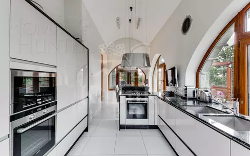 2-этажный коттедж 750 м² с отделкой