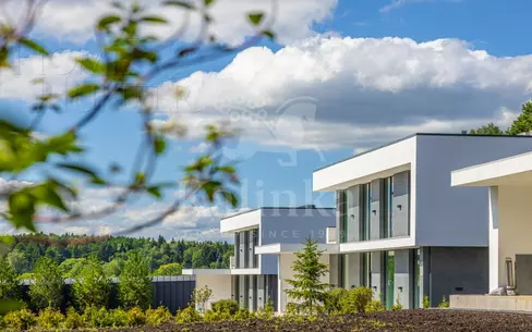 2-этажный коттедж 384 м² без отделки