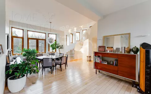 2-этажный коттедж 750 м² с отделкой