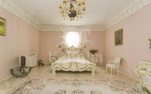 2-этажный коттедж 1 000 м² с отделкой