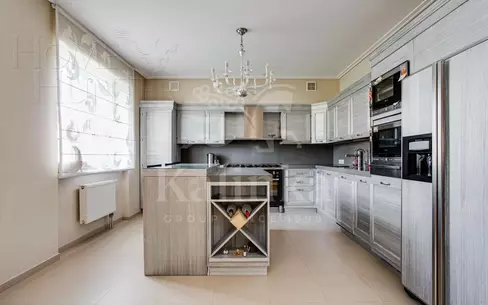 2-этажный коттедж 700 м² с отделкой