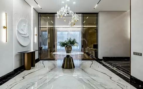 2-этажный коттедж 1 350 м² с отделкой