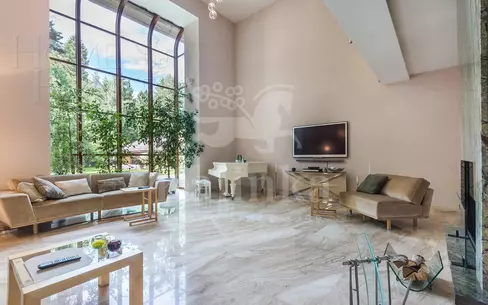 2-этажный коттедж 1 380 м² с отделкой