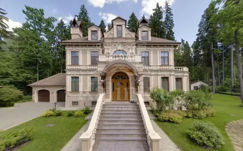 2-этажный коттедж 822 м² с отделкой