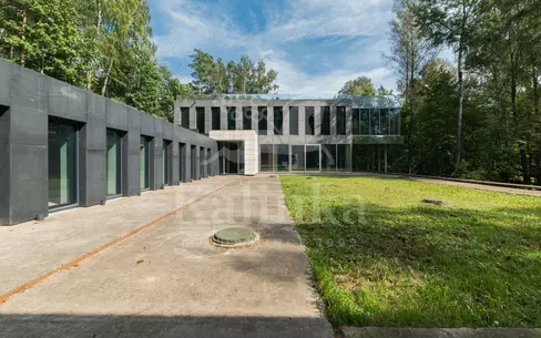 2-этажный коттедж 758 м² без отделки