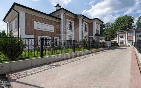 2-этажный коттедж 570 м² с отделкой