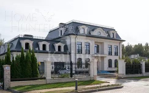 2-этажный коттедж 1 500 м² без отделки