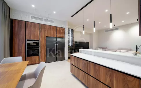 4-этажный таунхаус 278 м² с отделкой