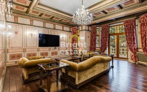 2-этажный коттедж 1 250 м² с отделкой