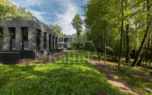 2-этажный коттедж 758 м² без отделки