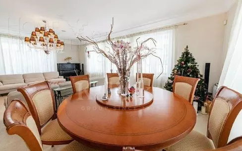 2-этажный коттедж 450 м² с отделкой