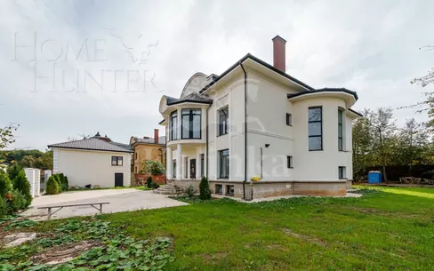 2-этажный коттедж 700 м² без отделки