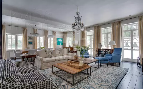 2-этажный коттедж 580 м² с отделкой