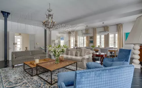 2-этажный коттедж 580 м² с отделкой