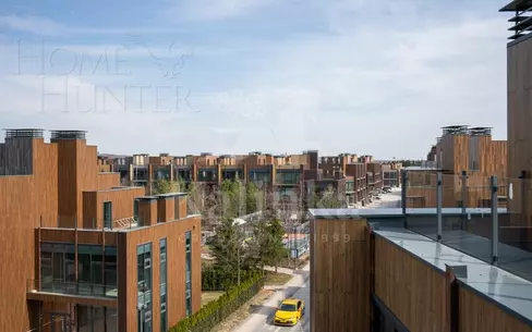 3-этажный таунхаус 240 м² без отделки