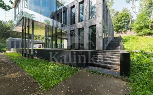 2-этажный коттедж 758 м² без отделки