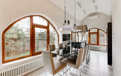 2-этажный коттедж 750 м² с отделкой