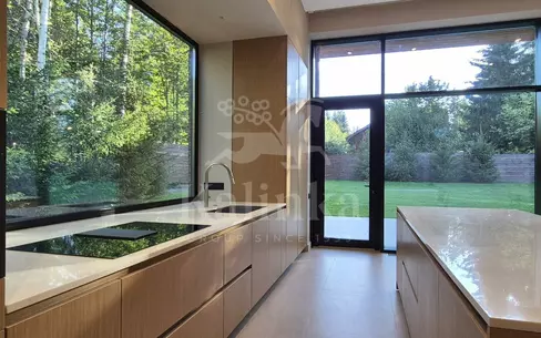 1-этажный коттедж 275 м² с отделкой