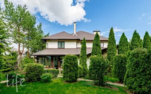 2-этажный коттедж 450 м² с отделкой