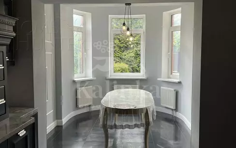 2-этажный коттедж 300 м² с отделкой