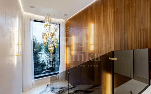 2-этажный коттедж 1 350 м² с отделкой