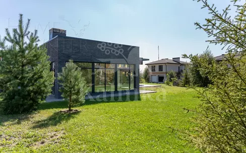 1-этажный коттедж 250 м² без отделки