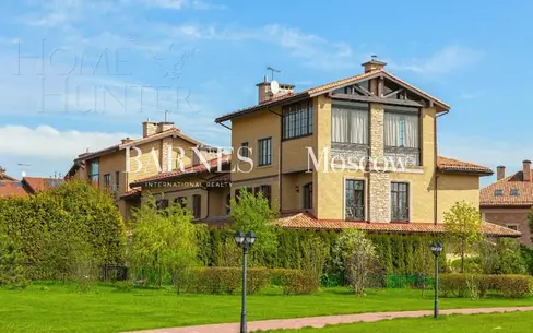 Участок 25.1 сот. в охраняемом поселке