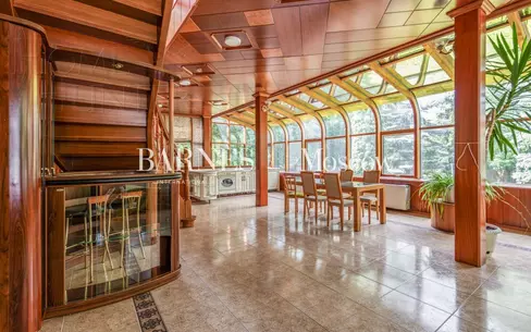 2-этажный коттедж 800 м² с отделкой