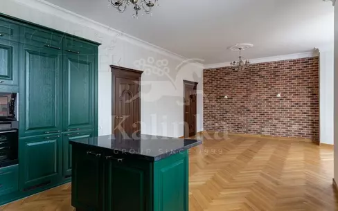 2-этажный коттедж 693.5 м² с отделкой