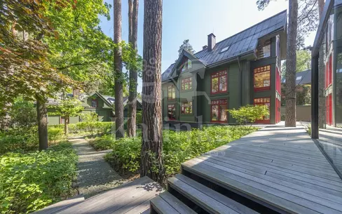 2-этажный коттедж 600 м² без отделки