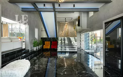 2-этажный коттедж 650 м² с отделкой