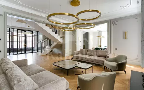 2-этажный коттедж 610 м² с отделкой