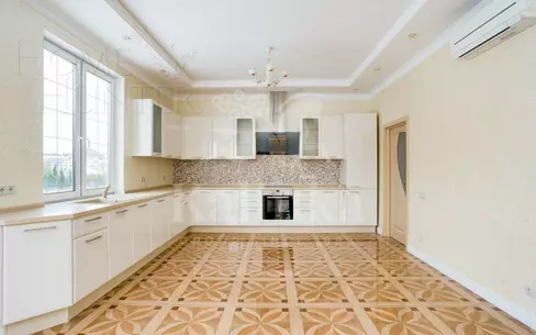 2-этажный коттедж 385 м² с отделкой