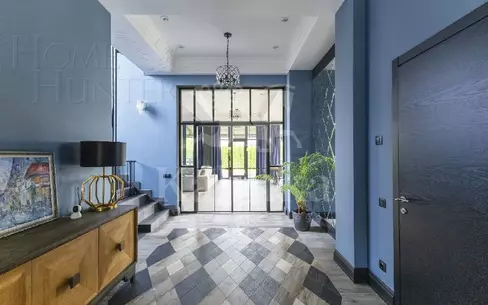 2-этажный коттедж 440 м² с отделкой