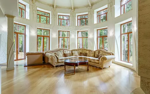 2-этажный коттедж 910 м² с отделкой