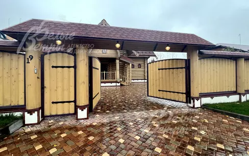 2-этажный коттедж 300 м² с отделкой